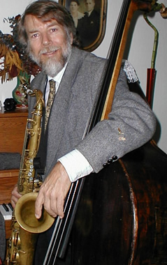 Photo of Steve Schuster with tenor sax and upright bass